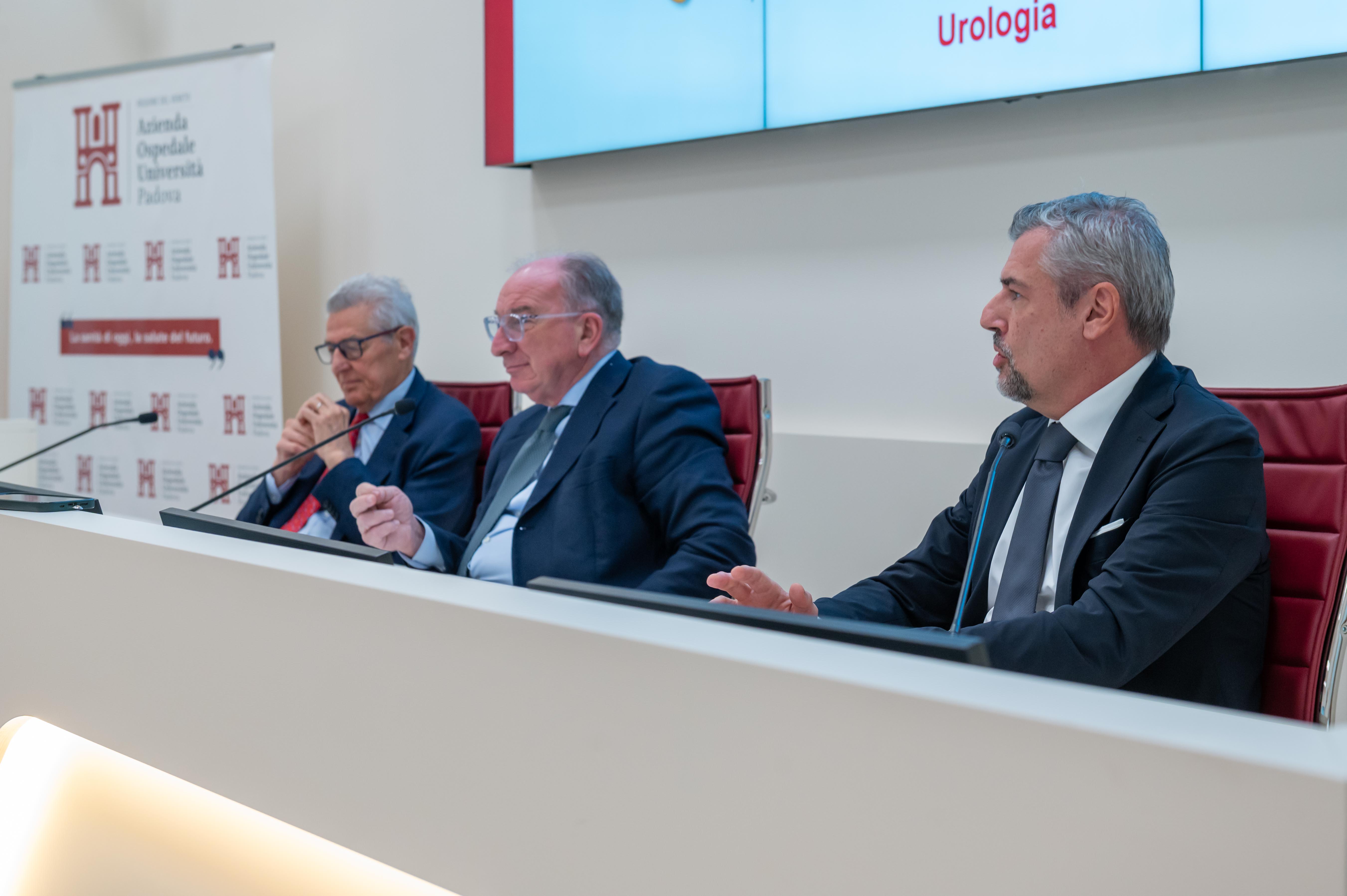 Direttore Generale con Dal Moro e Prof. Muraro Cassa di risparmio