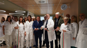 taglio del nastro radioterapia 2025