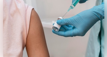 Immagine vaccinazione by freepik.com